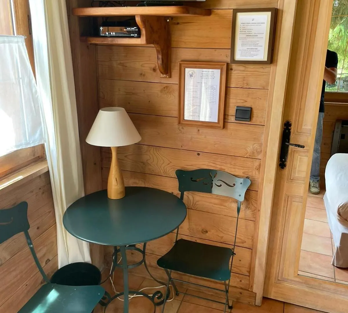 Auberge Les Myrtilles Le Bosc  Hotel Le Bosc (Midi-Pyrenees)