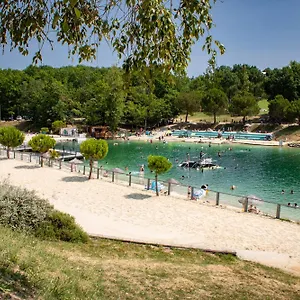 Terres De France - Les Hameaux Des Lacs Vakantiepark